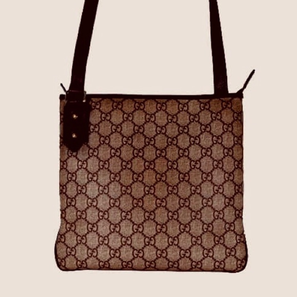 Gucci GG Supreme Dark Brown Messenger Bag